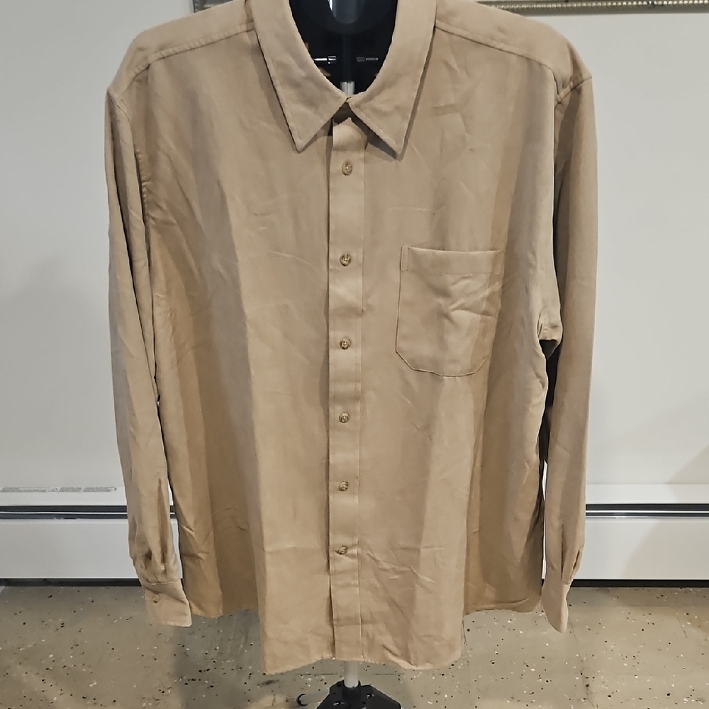 Covington Tan Casual Button Down Shirt Relaxed Fit